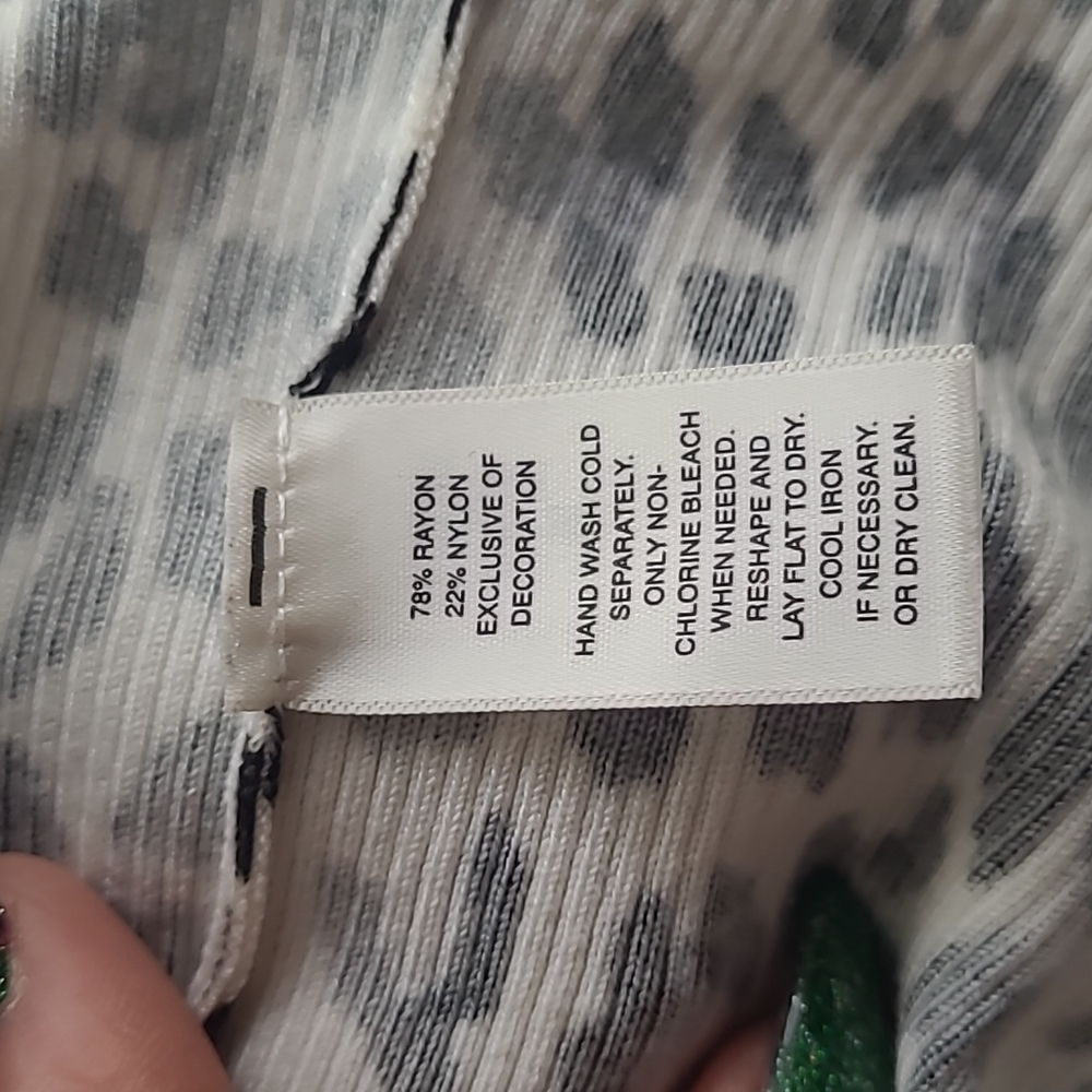 White House Black Market Cheetah Cardigan XS - Picture 10 of 10